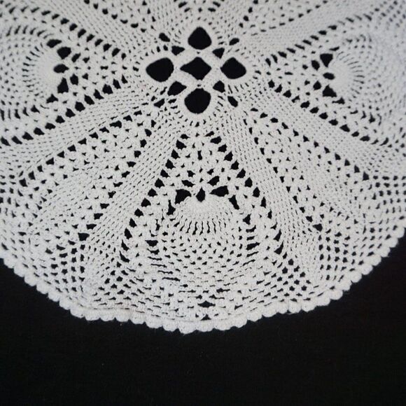 Small Crocheted Doily White 13" Diameter Handmade FLAW - Picture 3 of 6